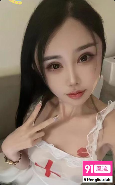 成华纯欲骚女